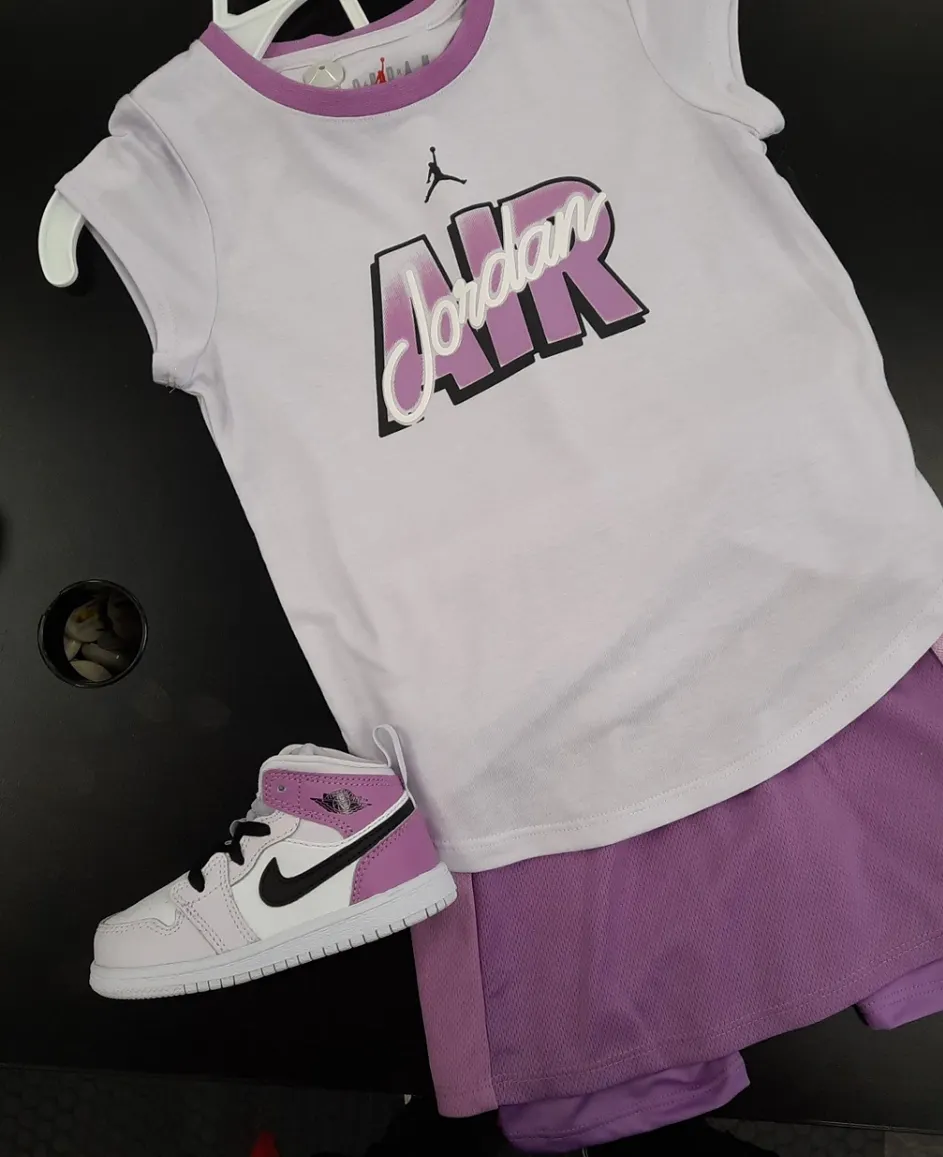 (Preschool) Air Jordan 1 Mid 'Barely Grape' DQ8424-501 (Preschool) Air Jordan 1 Mid 'Barely Grape' DQ8424-501